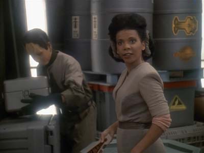 Star Trek: Deep Space Nine Screencaps "Family Business" (S3:E23)