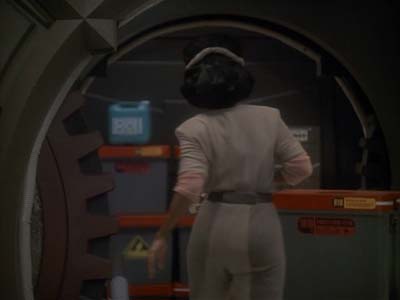 Star Trek: Deep Space Nine Screencaps "Family Business" (S3:E23)