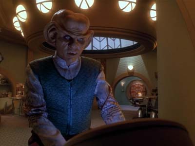 Star Trek: Deep Space Nine Screencaps "Family Business" (S3:E23)