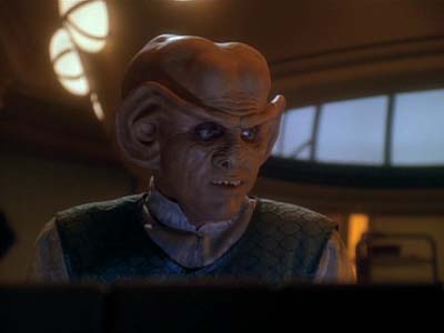 Star Trek: Deep Space Nine Screencaps "Family Business" (S3:E23)