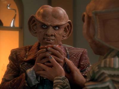 Star Trek: Deep Space Nine Screencaps "Family Business" (S3:E23)