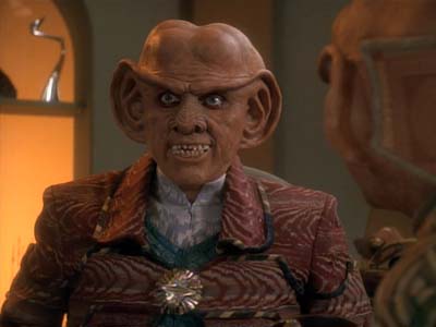 Star Trek: Deep Space Nine Screencaps "Family Business" (S3:E23)