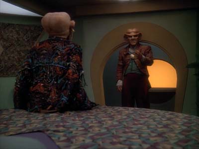 Star Trek: Deep Space Nine Screencaps "Family Business" (S3:E23)