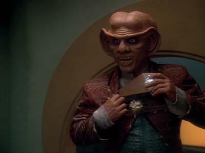 Star Trek: Deep Space Nine Screencaps "Family Business" (S3:E23)