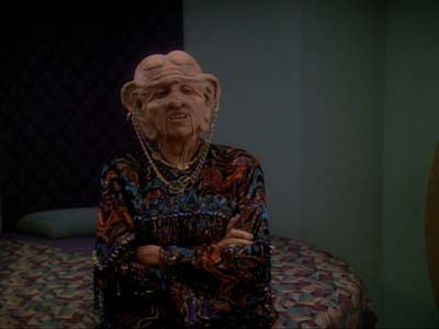Star Trek: Deep Space Nine Screencaps "Family Business" (S3:E23)