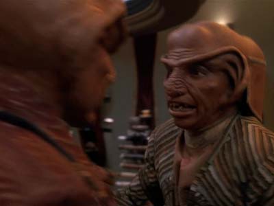 Star Trek: Deep Space Nine Screencaps "Family Business" (S3:E23)
