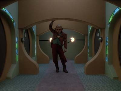 Star Trek: Deep Space Nine Screencaps "Family Business" (S3:E23)
