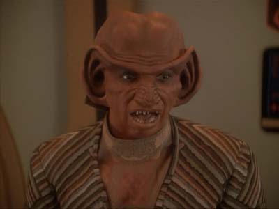 Star Trek: Deep Space Nine Screencaps "Family Business" (S3:E23)