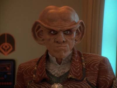 Star Trek: Deep Space Nine Screencaps "Family Business" (S3:E23)