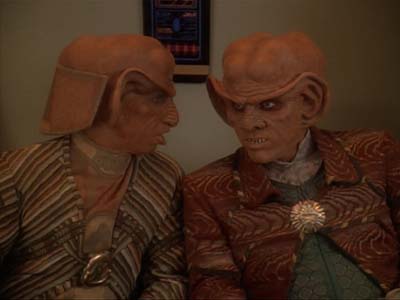 Star Trek: Deep Space Nine Screencaps "Family Business" (S3:E23)