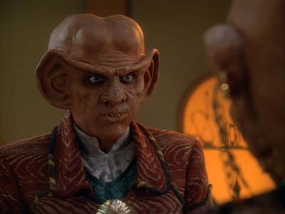 Star Trek: Deep Space Nine Screencaps "Family Business" (S3:E23)