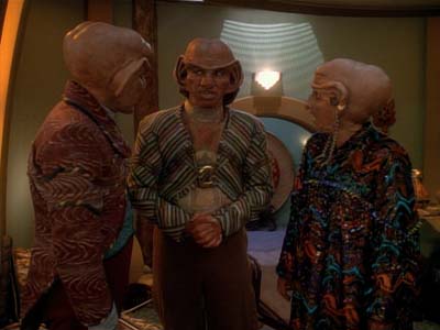 Star Trek: Deep Space Nine Screencaps "Family Business" (S3:E23)