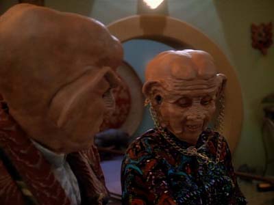 Star Trek: Deep Space Nine Screencaps "Family Business" (S3:E23)