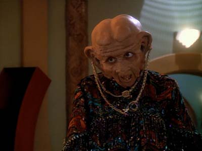 Star Trek: Deep Space Nine Screencaps "Family Business" (S3:E23)