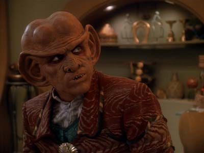 Star Trek: Deep Space Nine Screencaps "Family Business" (S3:E23)