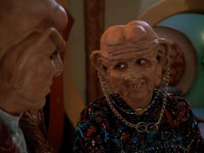 Star Trek: Deep Space Nine Screencaps "Family Business" (S3:E23)