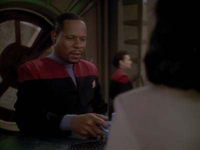 Star Trek: Deep Space Nine Screencaps "Family Business" (S3:E23)