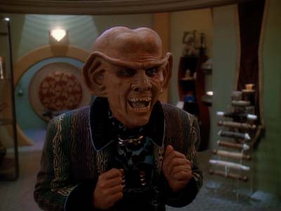 Star Trek: Deep Space Nine Screencaps "Family Business" (S3:E23)