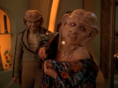 Star Trek: Deep Space Nine Screencaps "Family Business" (S3:E23)