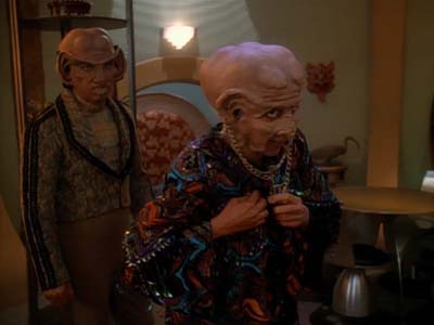 Star Trek: Deep Space Nine Screencaps "Family Business" (S3:E23)