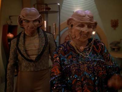 Star Trek: Deep Space Nine Screencaps "Family Business" (S3:E23)