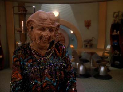 Star Trek: Deep Space Nine Screencaps "Family Business" (S3:E23)