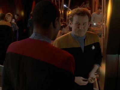 Star Trek: Deep Space Nine Screencaps "Shakaar" (S3:E24)