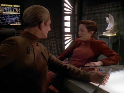 Star Trek: Deep Space Nine Screencaps "Shakaar" (S3:E24)
