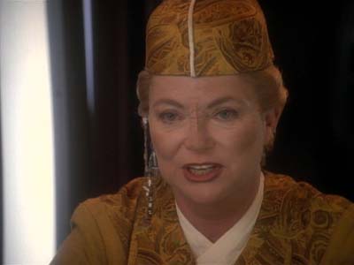 Star Trek: Deep Space Nine Screencaps "Shakaar" (S3:E24)