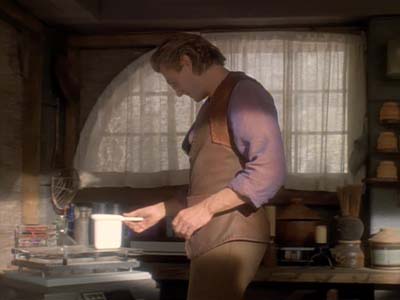 Star Trek: Deep Space Nine Screencaps "Shakaar" (S3:E24)