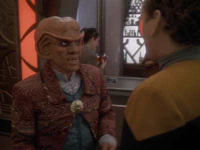 Star Trek: Deep Space Nine Screencaps "Shakaar" (S3:E24)