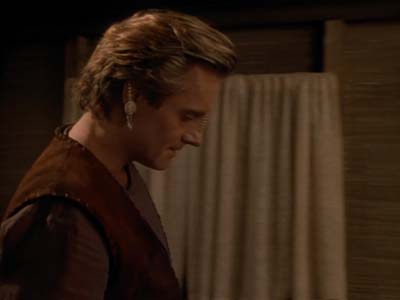 Star Trek: Deep Space Nine Screencaps "Shakaar" (S3:E24)