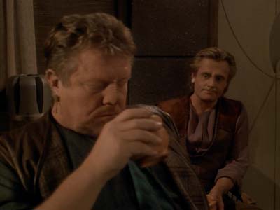 Star Trek: Deep Space Nine Screencaps "Shakaar" (S3:E24)