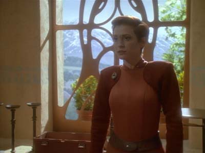 Star Trek: Deep Space Nine Screencaps "Shakaar" (S3:E24)