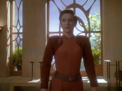 Star Trek: Deep Space Nine Screencaps "Shakaar" (S3:E24)