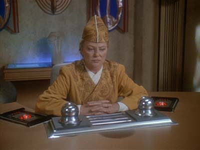 Star Trek: Deep Space Nine Screencaps "Shakaar" (S3:E24)