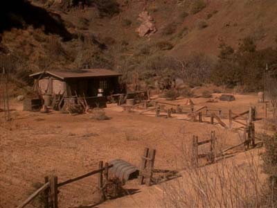 Star Trek: Deep Space Nine Screencaps "Shakaar" (S3:E24)