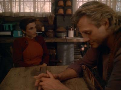 Star Trek: Deep Space Nine Screencaps "Shakaar" (S3:E24)