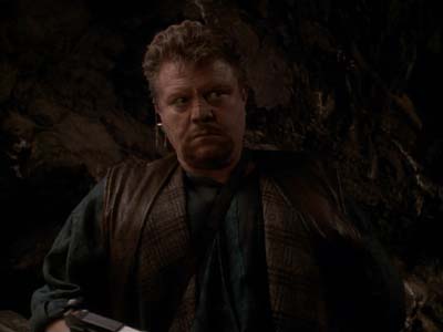 Star Trek: Deep Space Nine Screencaps "Shakaar" (S3:E24)