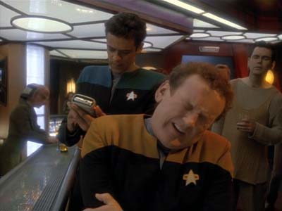 Star Trek: Deep Space Nine Screencaps "Shakaar" (S3:E24)