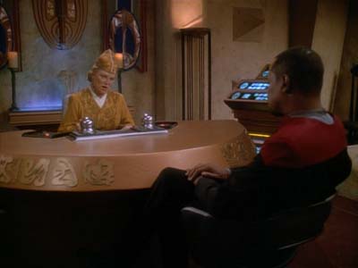 Star Trek: Deep Space Nine Screencaps "Shakaar" (S3:E24)