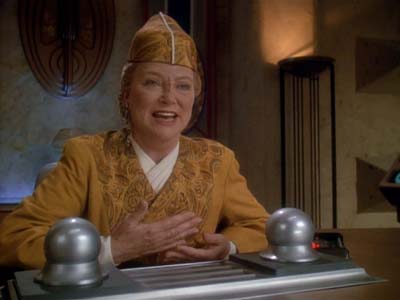 Star Trek: Deep Space Nine Screencaps "Shakaar" (S3:E24)