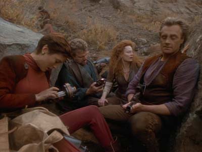 Star Trek: Deep Space Nine Screencaps "Shakaar" (S3:E24)
