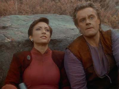 Star Trek: Deep Space Nine Screencaps "Shakaar" (S3:E24)
