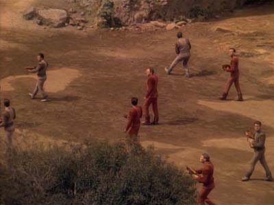 Star Trek: Deep Space Nine Screencaps "Shakaar" (S3:E24)