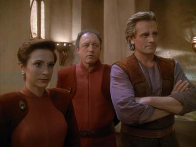 Star Trek: Deep Space Nine Screencaps "Shakaar" (S3:E24)