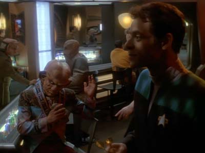 Star Trek: Deep Space Nine Screencaps "Shakaar" (S3:E24)