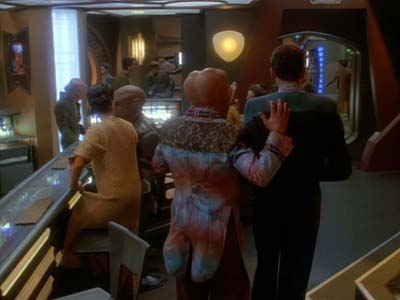 Star Trek: Deep Space Nine Screencaps "Shakaar" (S3:E24)