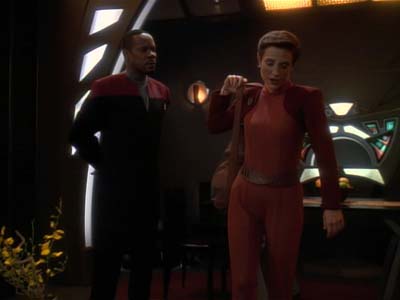 Star Trek: Deep Space Nine Screencaps "Shakaar" (S3:E24)
