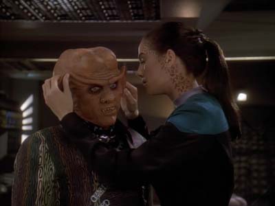 Star Trek: Deep Space Nine Screencaps "Facets" (S3:E25)